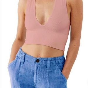 Urban Outfitters - Out from Under Hailey Seamless Plunge Bra Top- Size Small